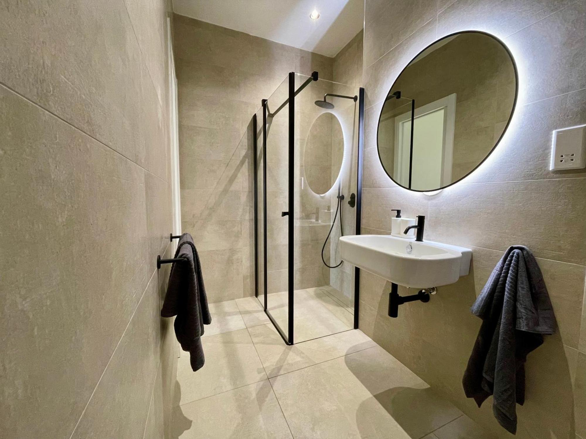 Bugibba Square Seafront Lux By Holi Apartment *