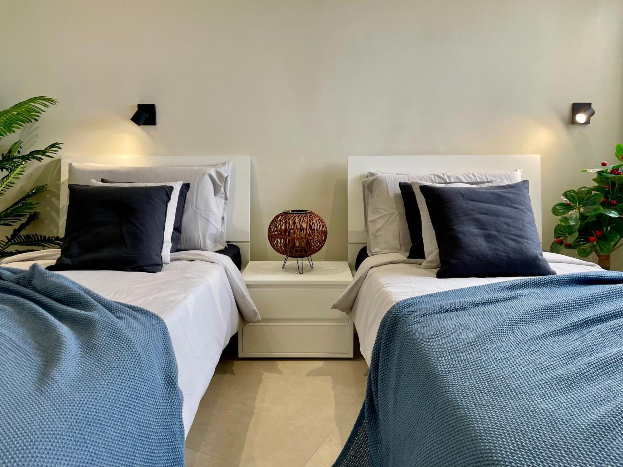 Bugibba Square Seafront Lux By Holi Apartment