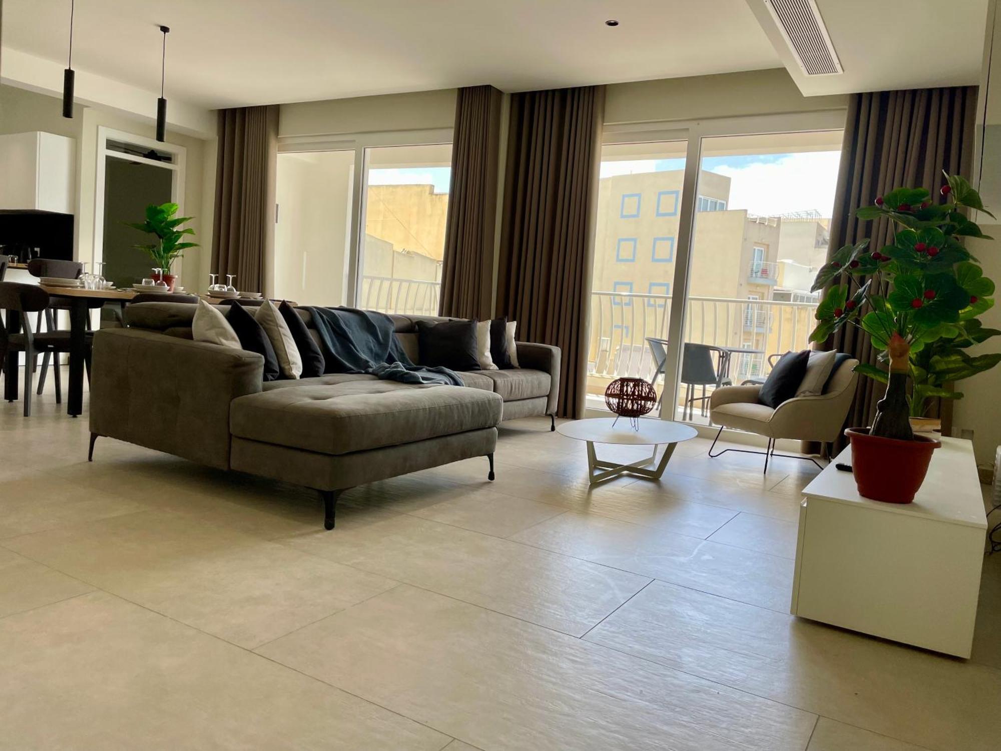 Bugibba Square Seafront Lux By Holi Apartment St. Paul's Bay